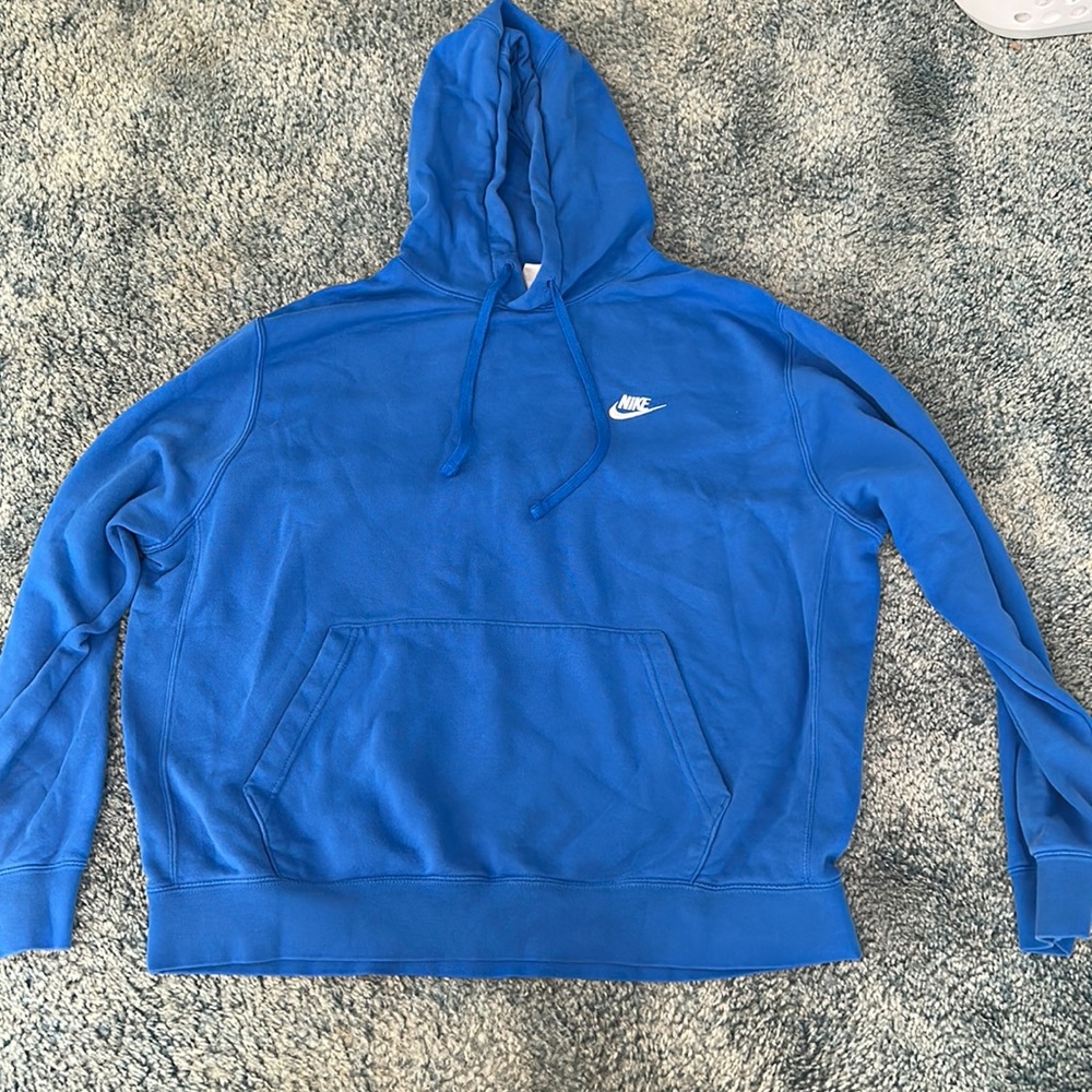 Nike sweatshirt
